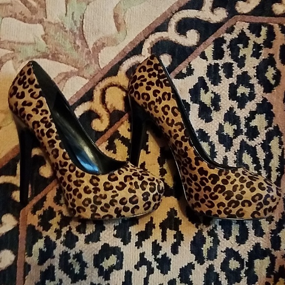 Aldo Shoes - Leopard print heels from Aldo size 9